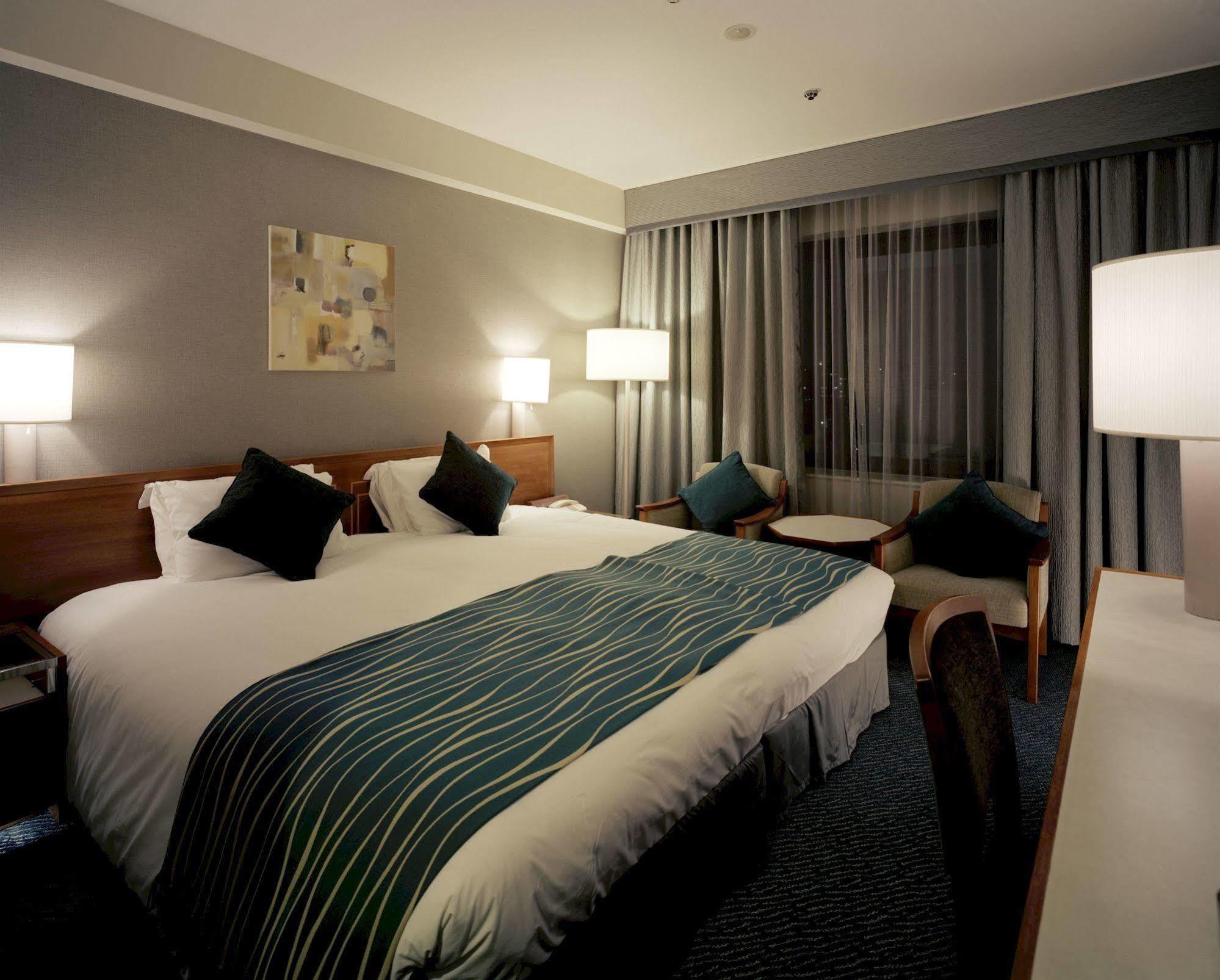 Toyama Daiichi Hotel Esterno foto